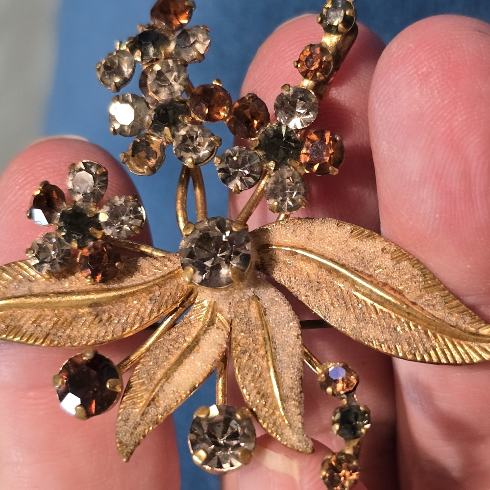 Vintage Elegant Gold and Brown Floral Brooch Made In Austria Gorgeous 2 & 3/8".